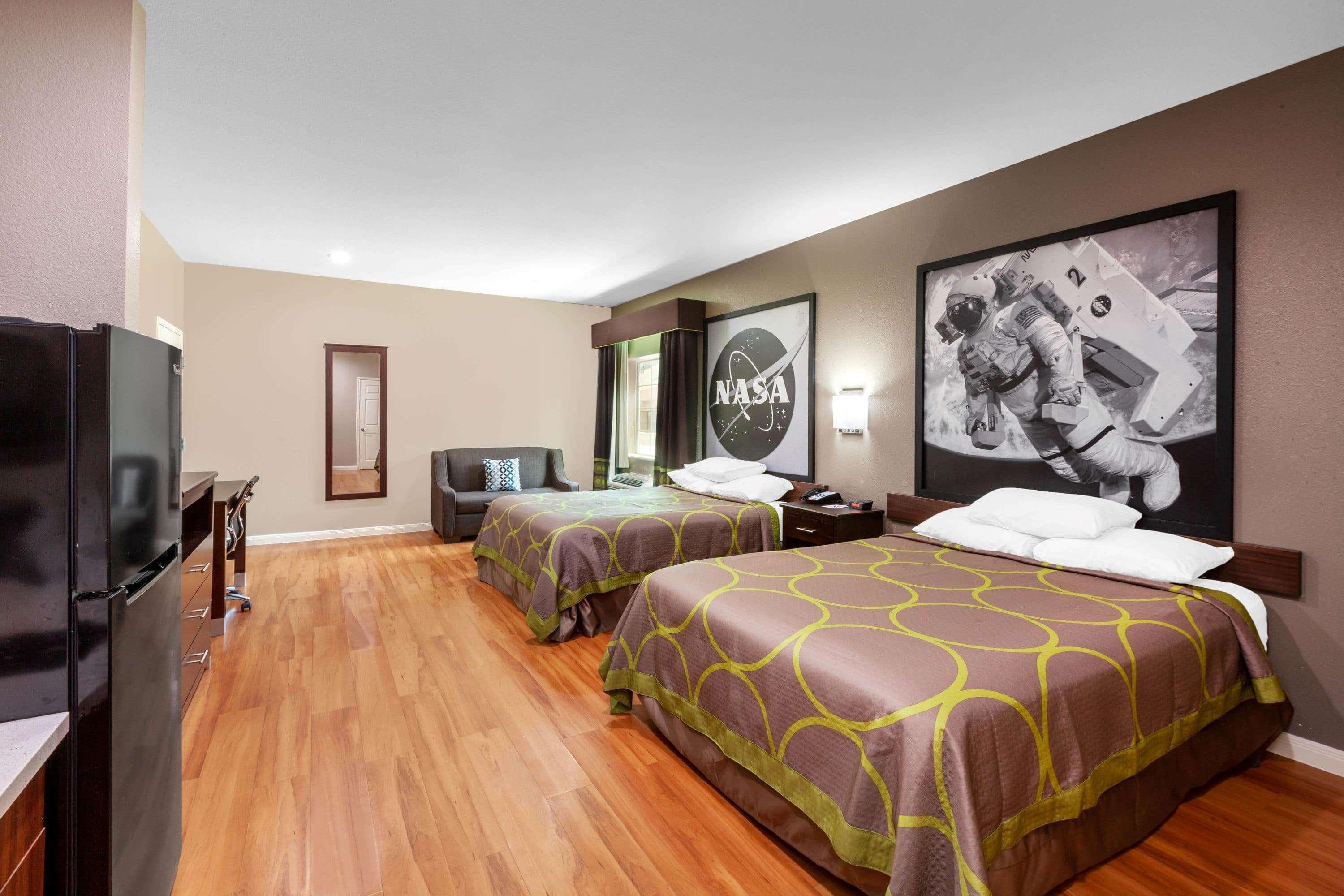 Super 8 By Wyndham Houston Northwest Cypress Hotel Bagian luar foto
