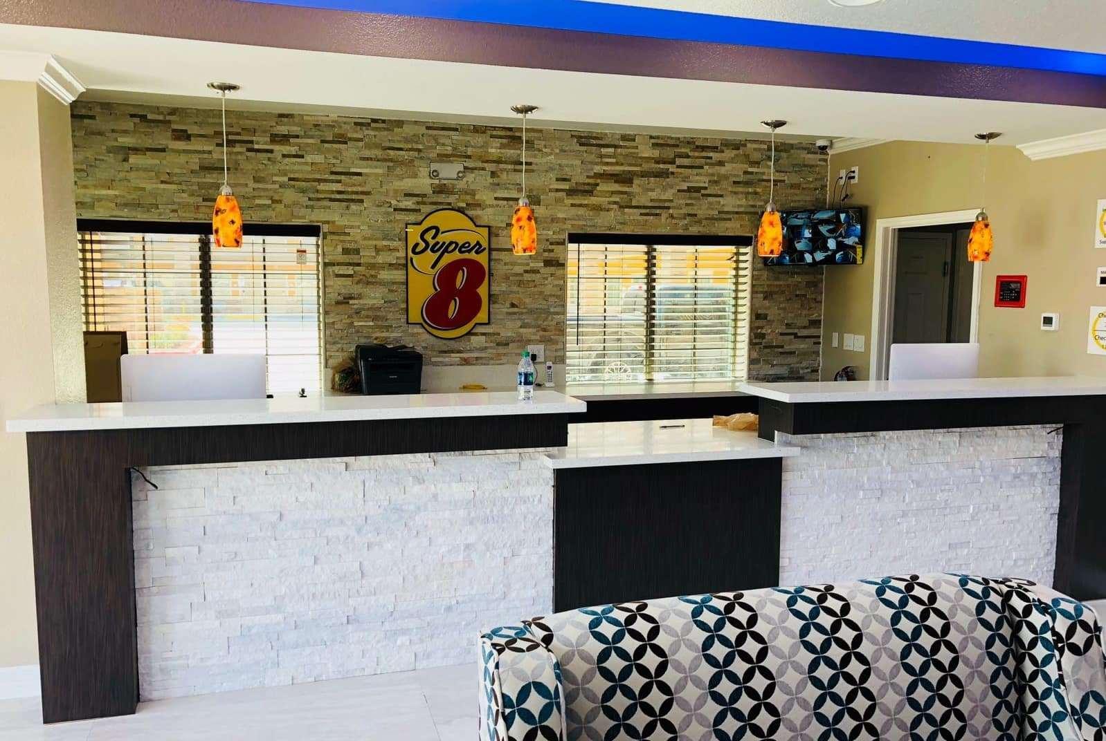 Super 8 By Wyndham Houston Northwest Cypress Hotel Bagian luar foto